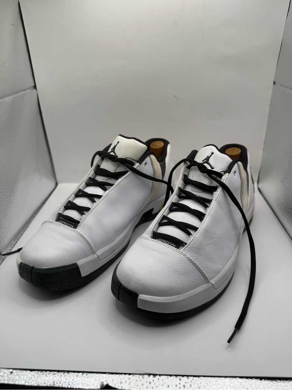 Air Jordan Team Elite II Low White Black Basketball Shoes Men’s Size 9.5